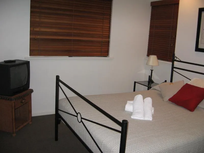 Bermuda Villas Sunshine Coast