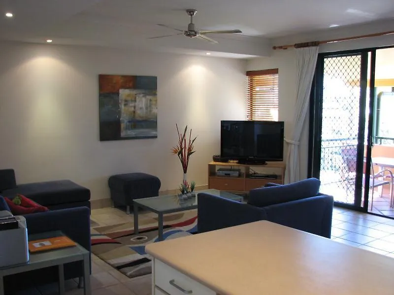 Bermuda Villas Sunshine Coast 4*,