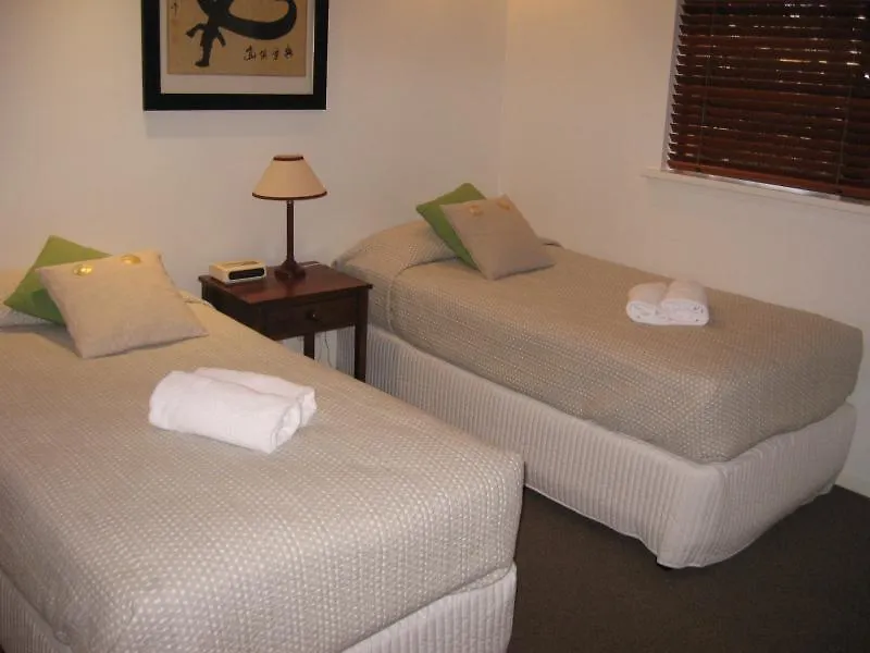 Bermuda Villas Sunshine Coast Aparthotel