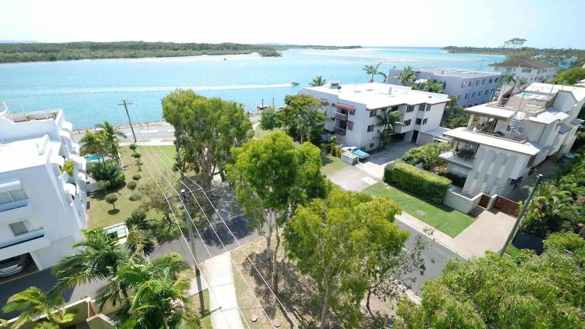 Aparthotel Bermuda Villas Sunshine Coast