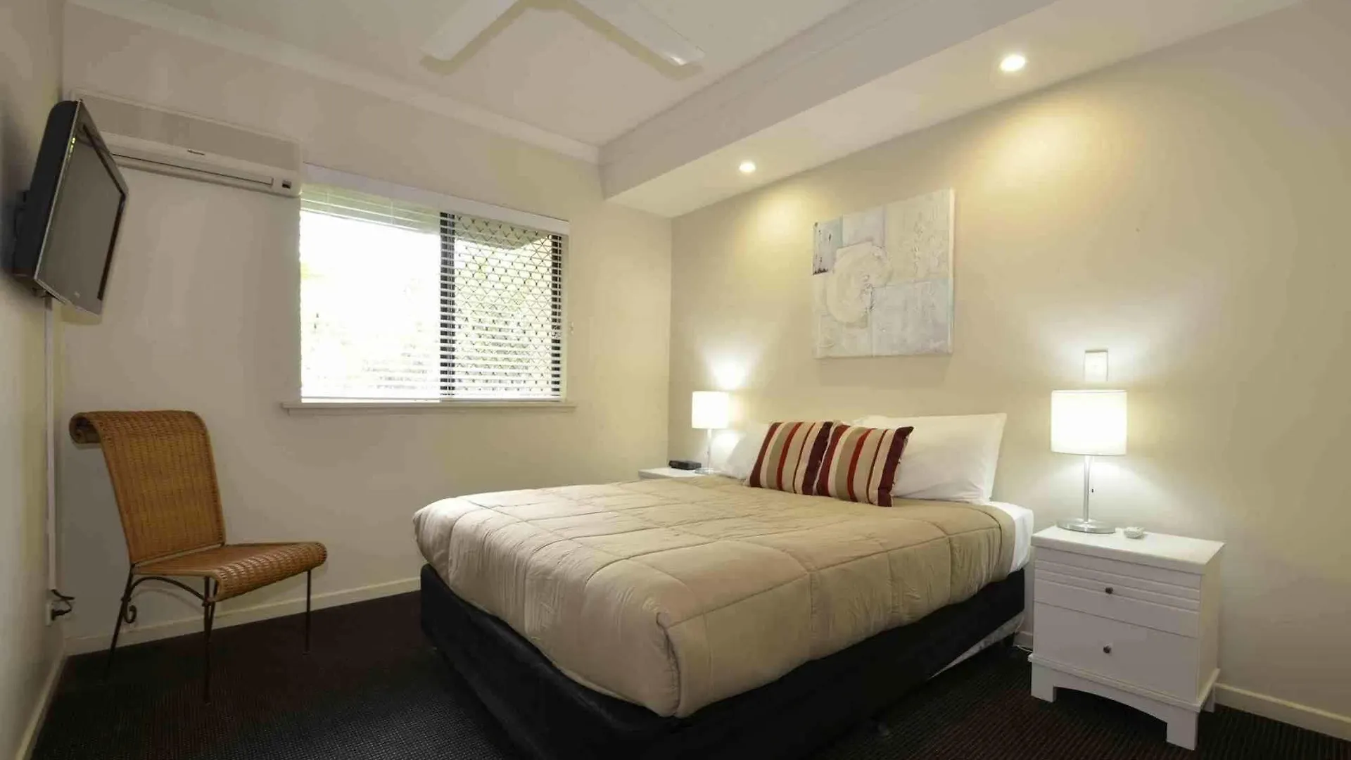 Aparthotel Bermuda Villas Sunshine Coast