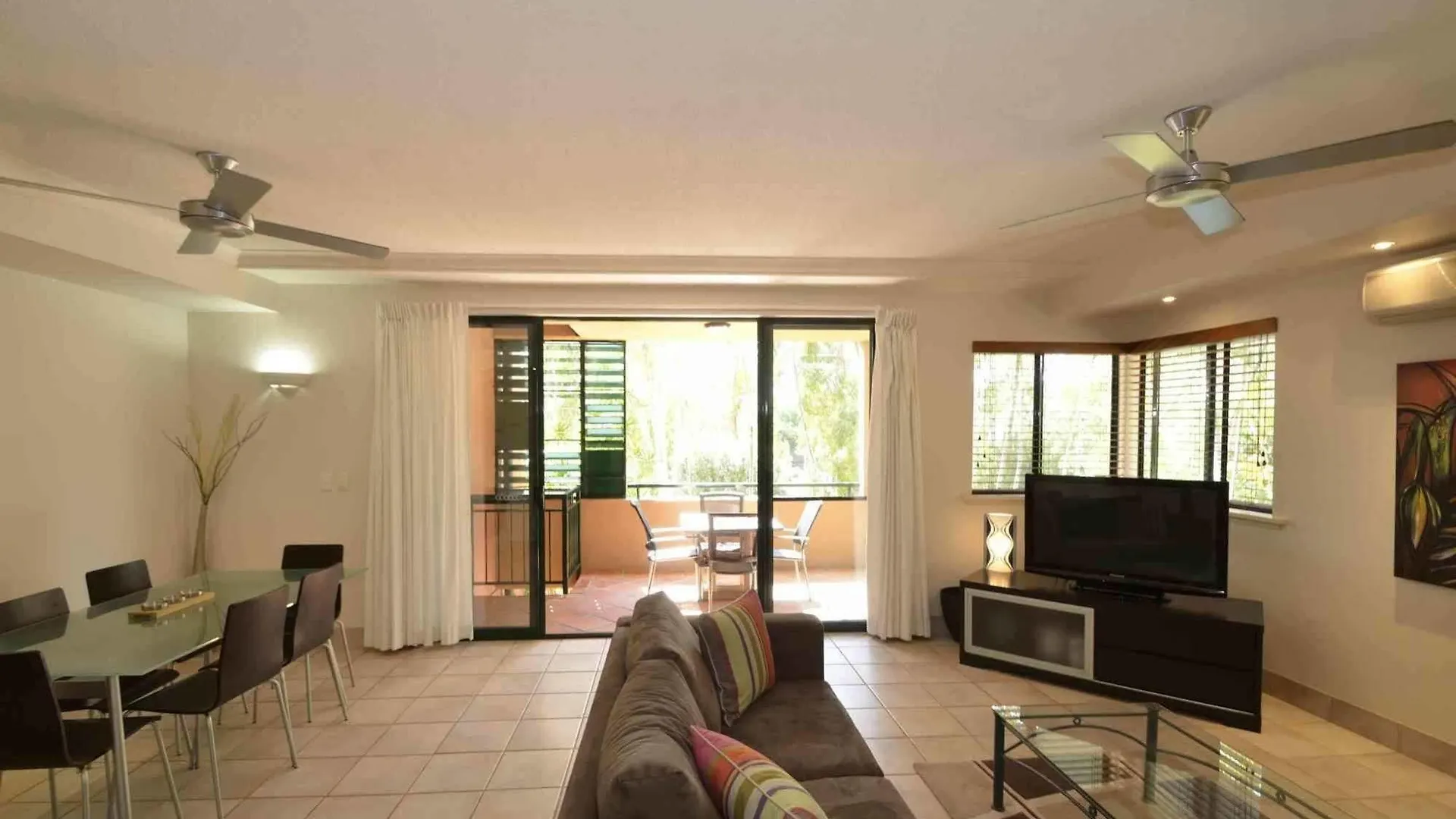 Bermuda Villas Sunshine Coast