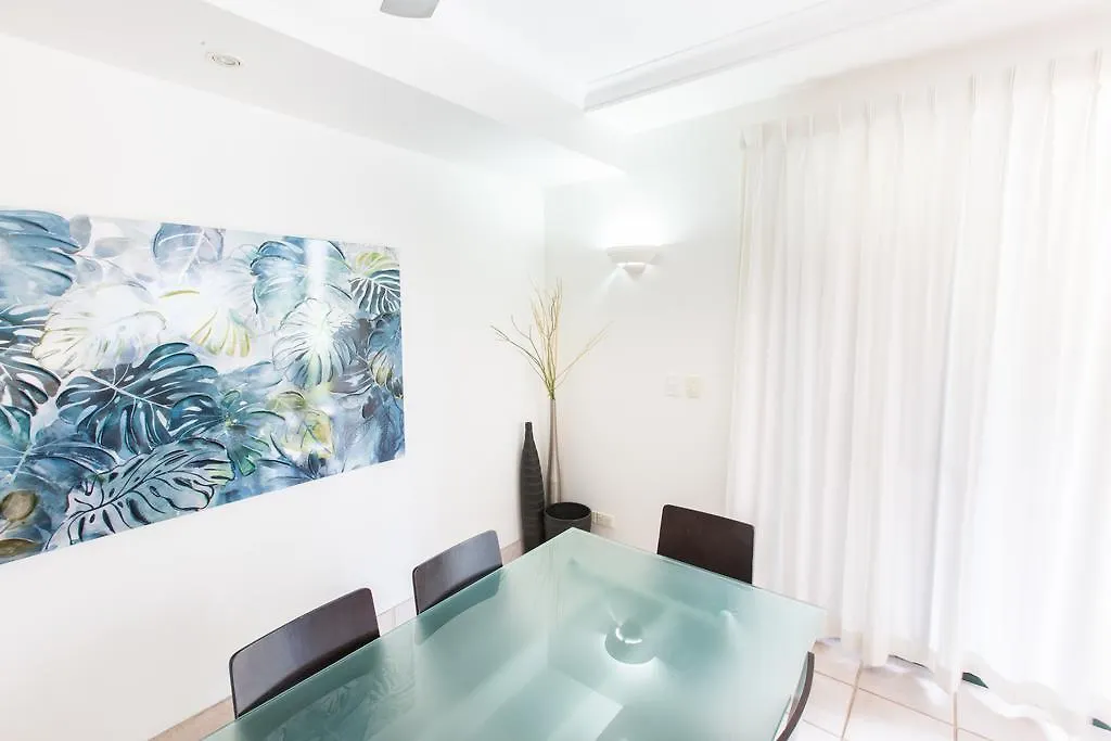 Aparthotel Bermuda Villas Sunshine Coast